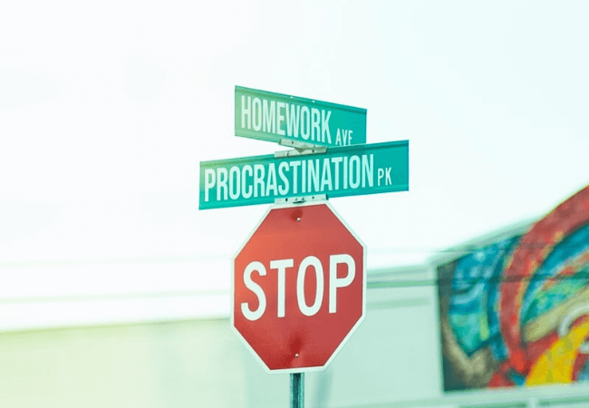 Monday Motivation: How to stop procrastinating and start doing!
