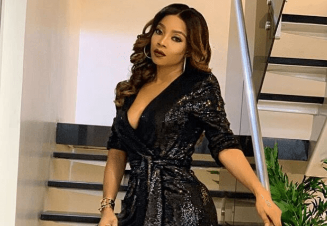 Toke Makinwa shares a message to those feeling lonely or heartbroken this season| Watch on Sidomex