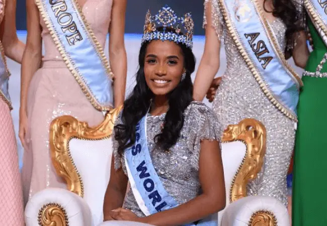 Miss Jamaica is Miss World 2019 and Miss Nigeria, Nyekachi Douglas's reaction was everything!