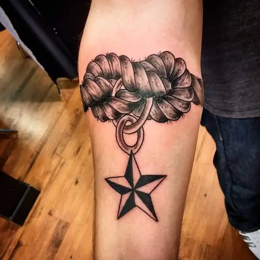 An example of a star tattoo