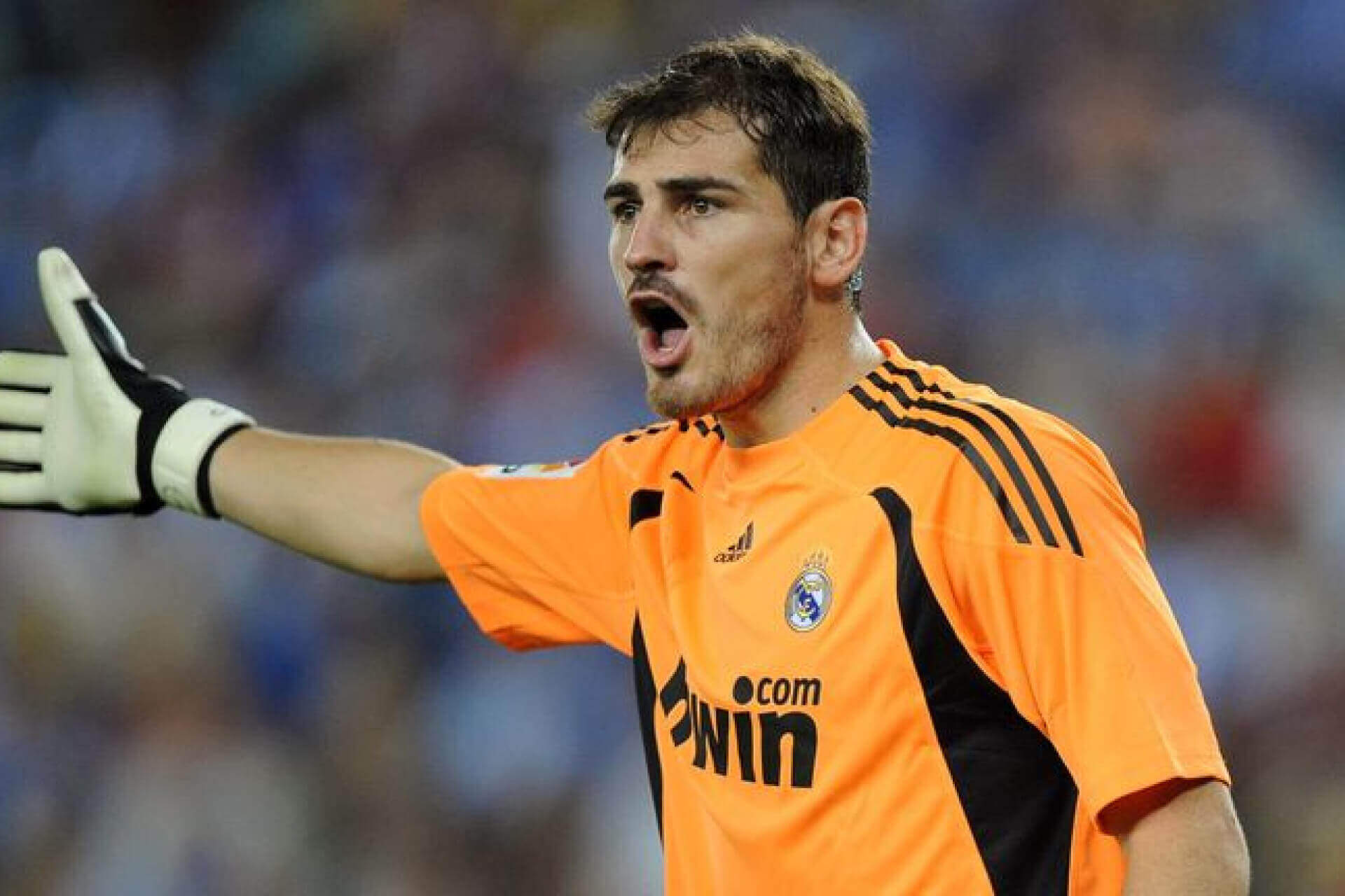 Spanish goalkeeper, Iker Casillas retires from football at 39 Sidomex