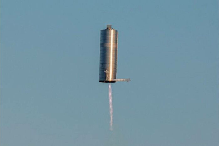 spaceX-starship-in-flight