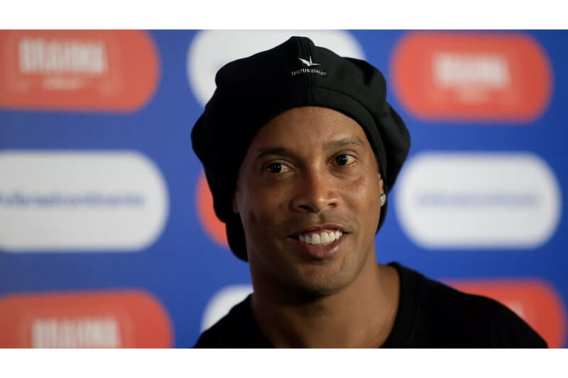 Ronaldinho tests positive for coronavirus