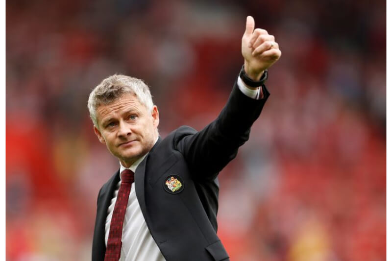 Manchester United backs Ole publicly