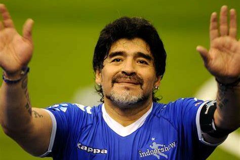 Diego maradona dies
