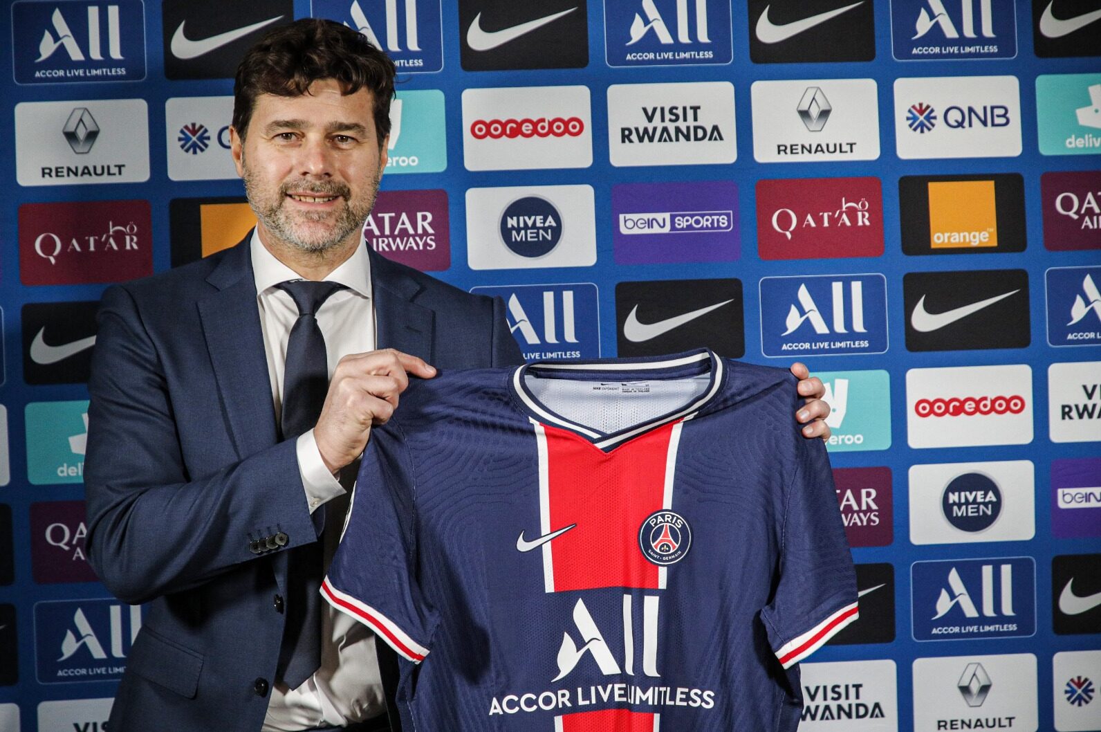Paris Saint-Germain confirms Mauricio Pochettino as new coach