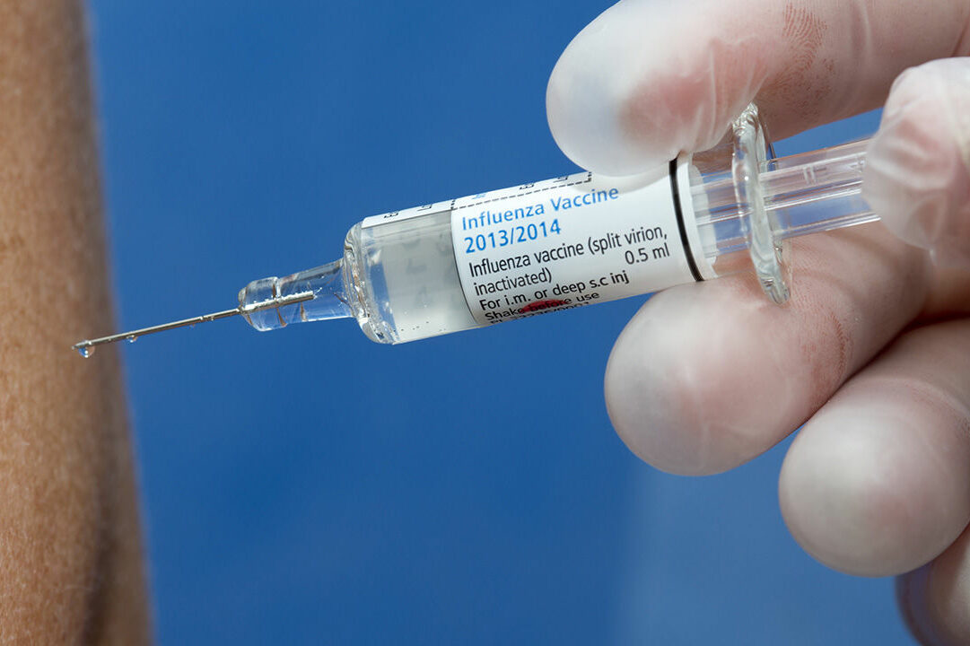 Russia gives 800,000 people Sputnik V COVID-19 vaccine