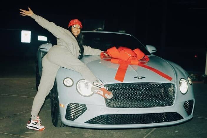 Quavo takes back Bentley gift from Saweetie? - Twitter reacts