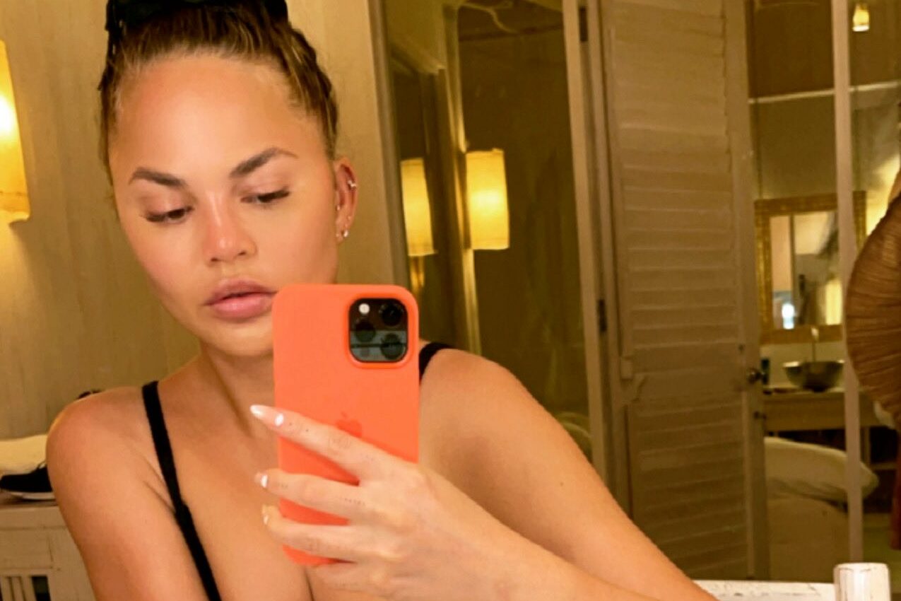 "I choose to take the bad with the good!" - Chrissy Teigen says as she returns to Twitter