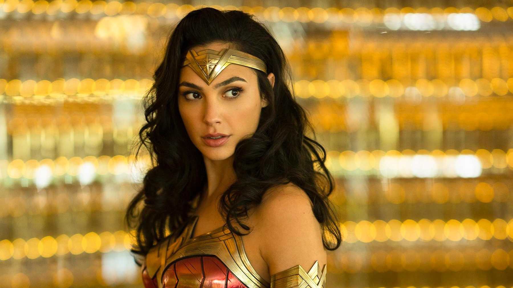 Gal Gadot Wonder Woman 1984 Salary Is $10 Million, Over 30x First Film |  IndieWire