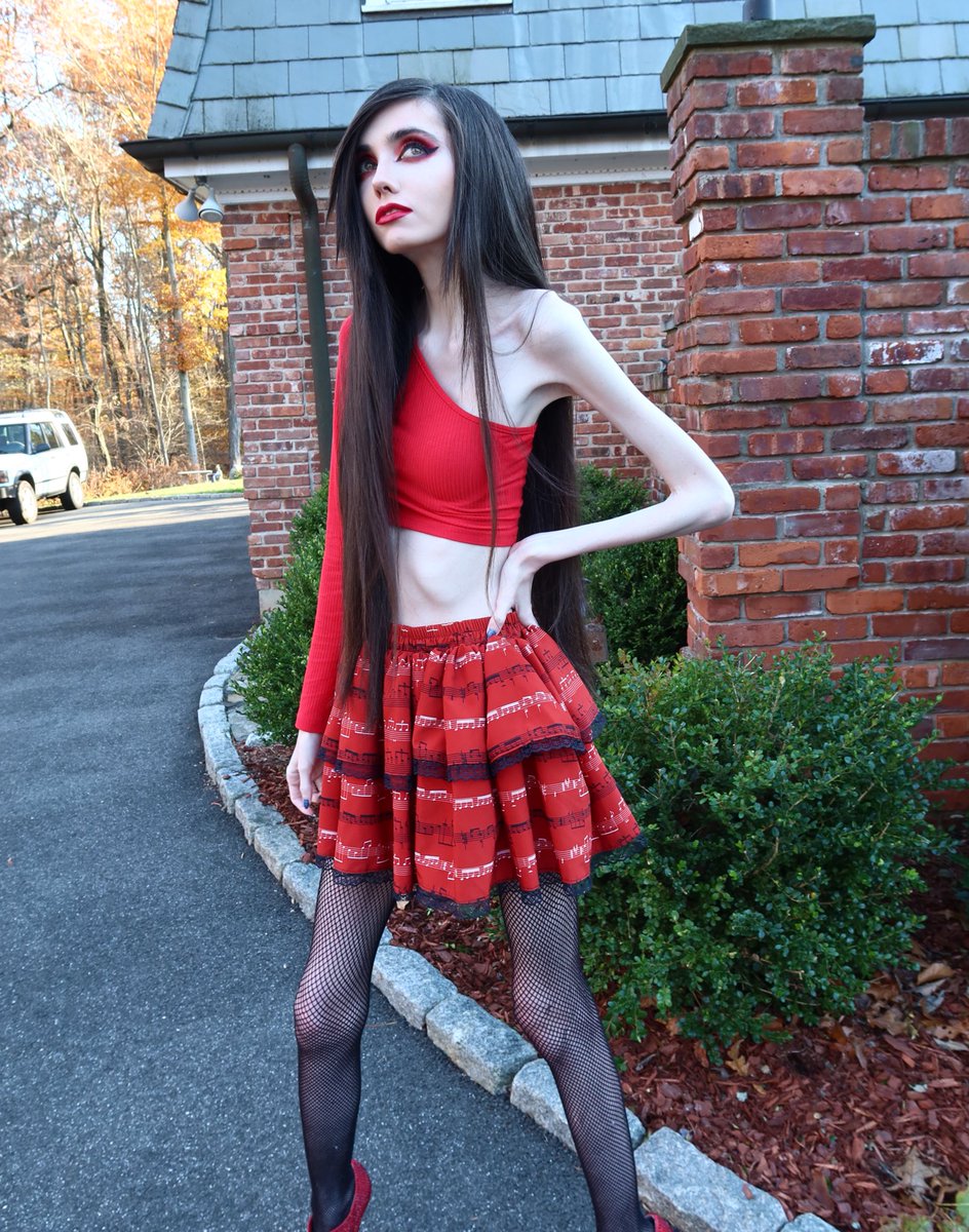 Eugenia Cooney height is 1.65 meters, which is also 5 feet 5... Eugenia Coo...