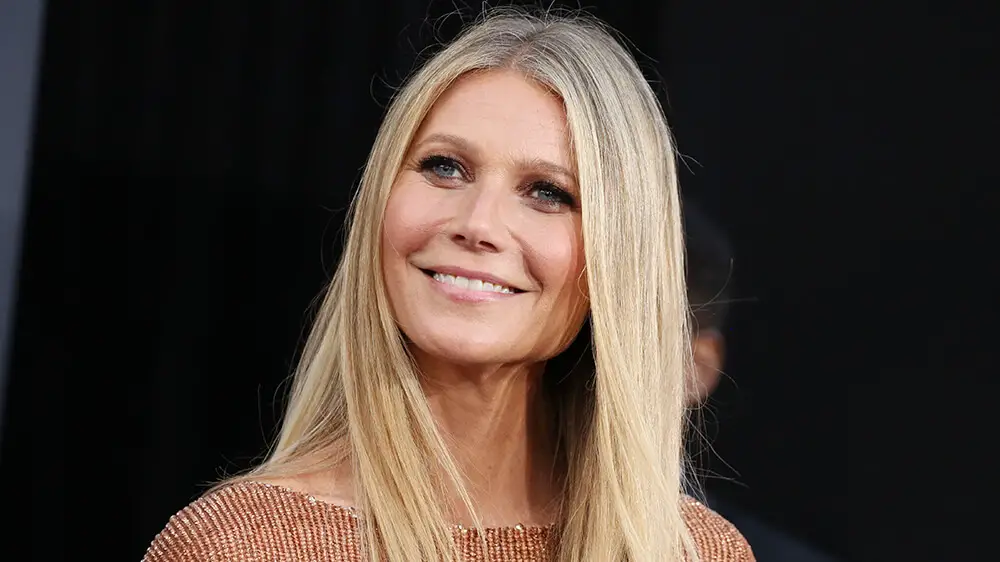 Gwyneth Paltrow - 10 celebrities that struggle with depression and suicide