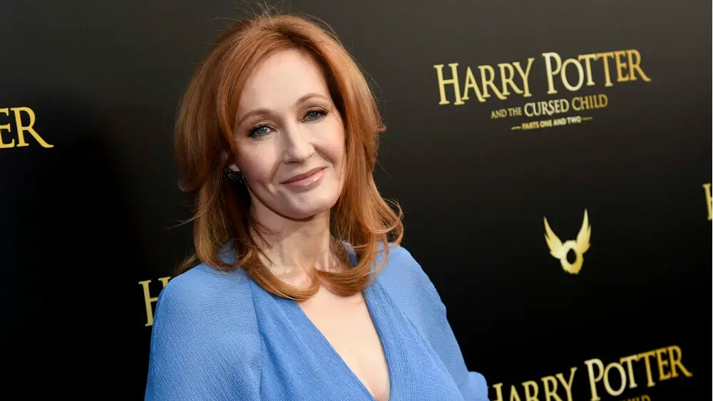 JK Rowling - 10 celebrities that struggle with depression and suicide