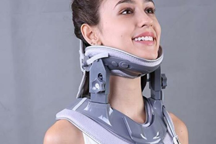 When to wear a neck brace and how to care for it