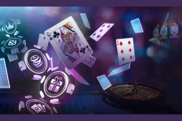 Black man happy smartphone 4K Casino Games for 2022