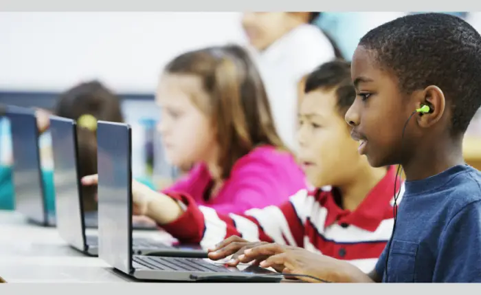 The Pros and Cons of Technology in Education