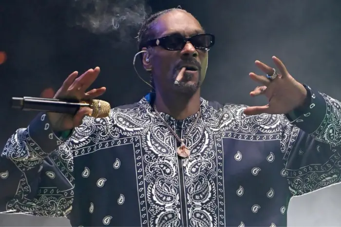 How Old is Snoop Dogg? Real Age, Net Worth and Career