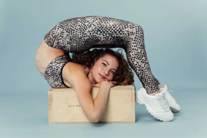 Sofie Dossi | America's Got Talent Famous contortionist