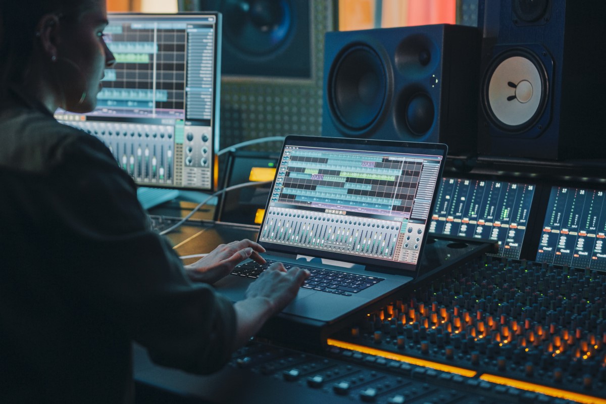 How Do Music Royalties Work? A Simple Guide to Mechanical, Performance, and Sync